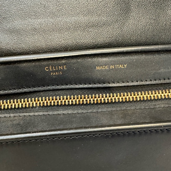 Authentic Celine trapeze shoulder bag with long removable strap - Picture 9 of 15